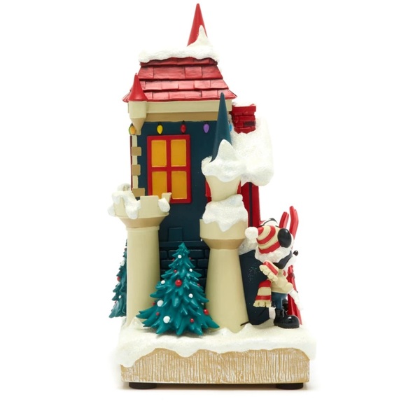 Walt’s Lodge Mickey and Minnie Christmas Countdown - Picture 6 of 8